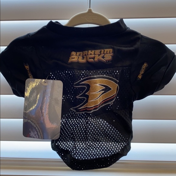 Hunter NHL Anaheim Ducks Pet Shirt - Picture 1 of 3